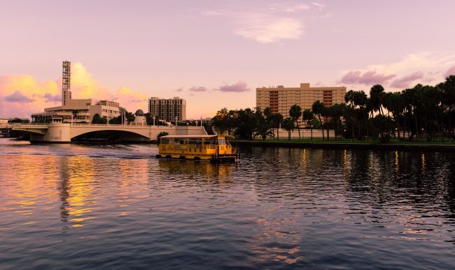 Tampa taxi cab river